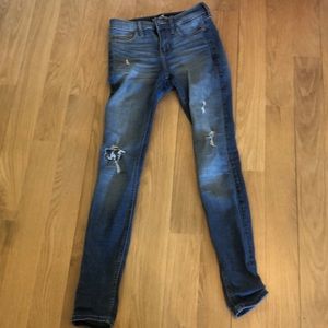 00 jeans from HOLISTER!!